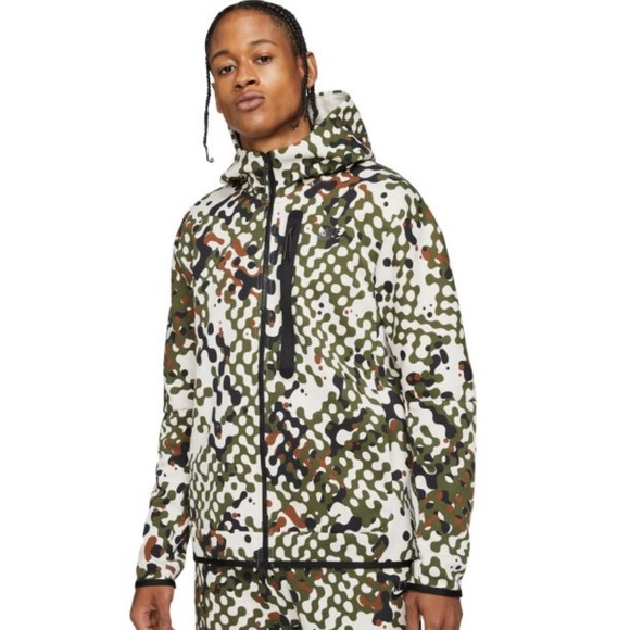 NIKE TECH Fleece React Camo Funnel Neck Full Zip Hoodie Sweatshirt M - Picture 1 of 16